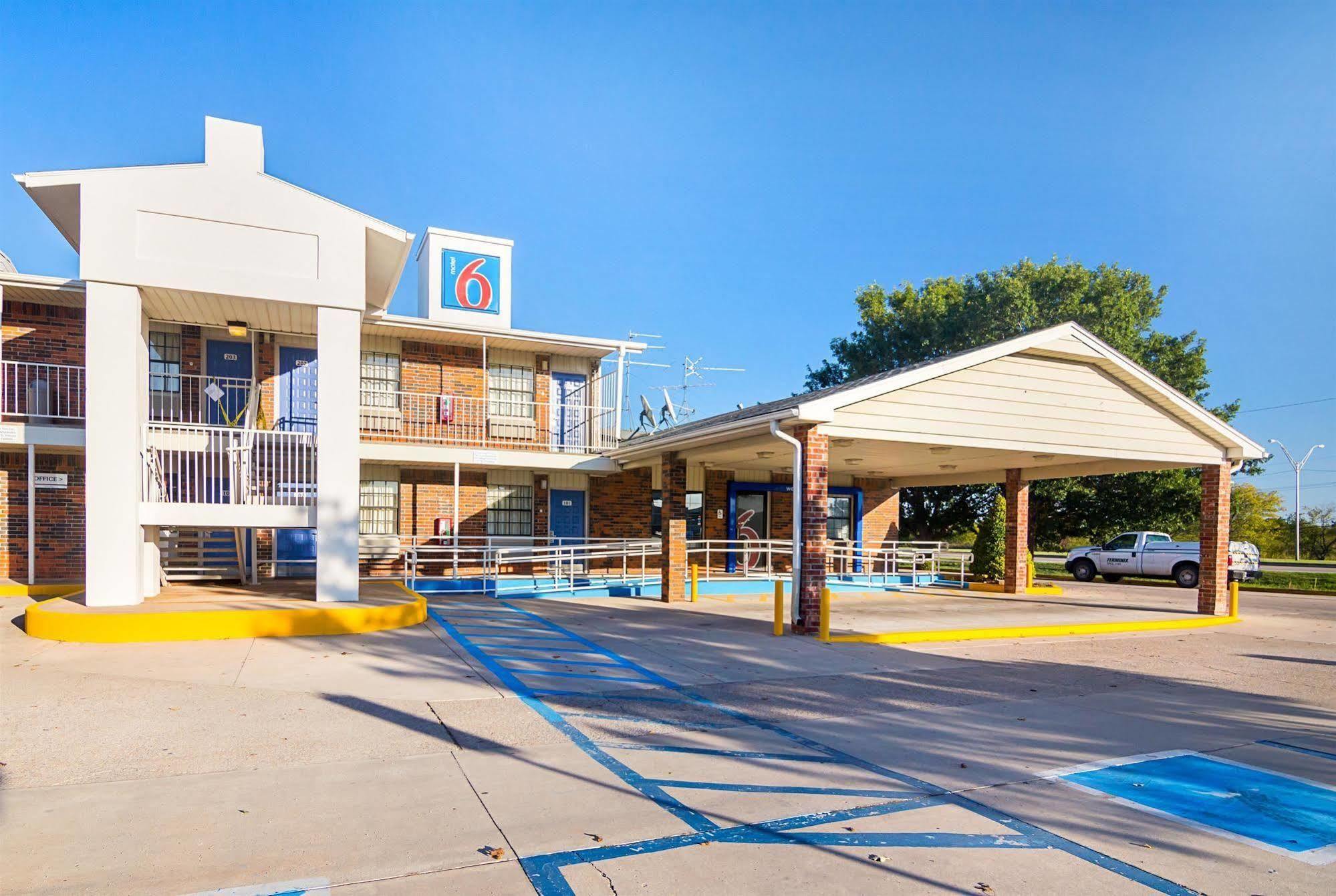 Motel 6-Lawton, Ok المظهر الخارجي الصورة